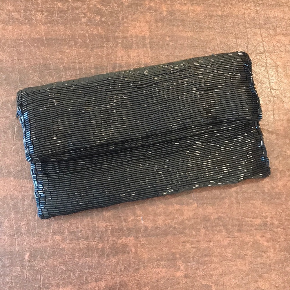 NEW La Regale black sequin beaded fold over clutch - Picture 2 of 7